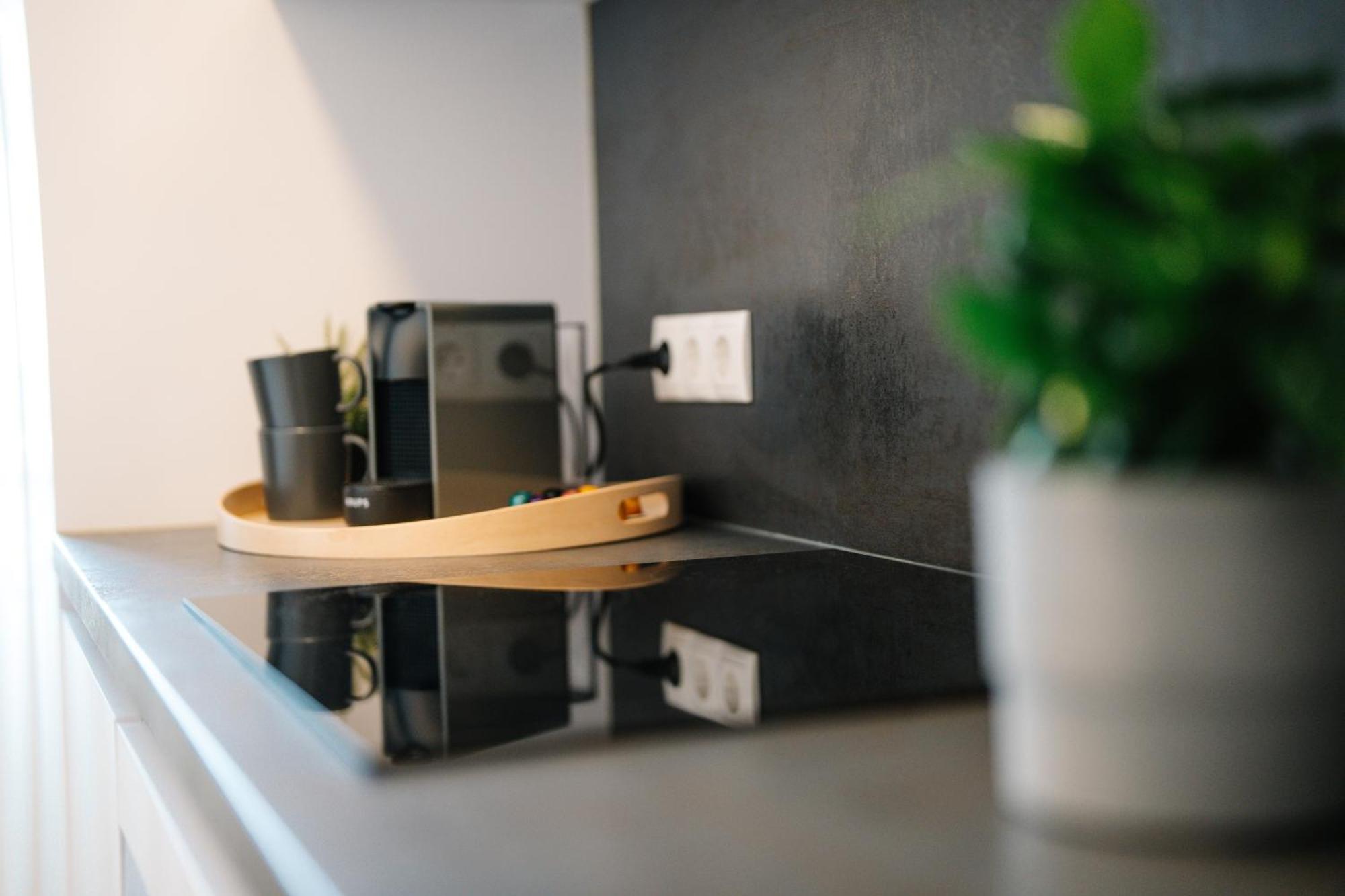 110Qm, 4 Bedrooms, Near Schoenbrunn - Axara Housing Osw 33 Wien Exteriör bild